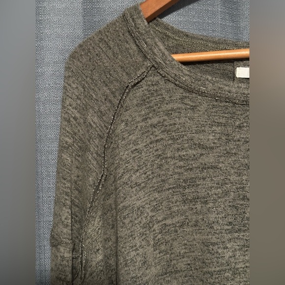 Easel Long Sleeve Oversized Sweater - Picture 3 of 5